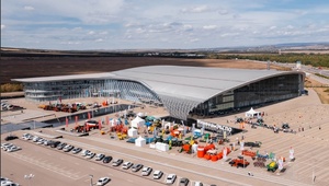 На полях «МинводыАГРО» аграрии ознакомились с перспективными разработками сельхозпроизводства, обсудили насущные вопросы отрасли