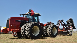 Краевой парк сельхозтехники получил более тысячи новых единиц в этом году